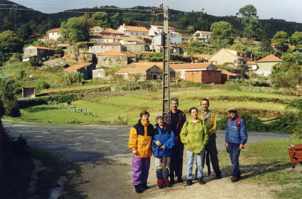À descoberta de novos caminhos - Mesa dos 4 Abades