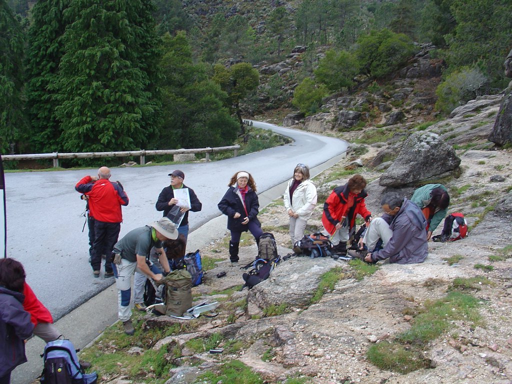 Por caminhos do Homem e de Lobo