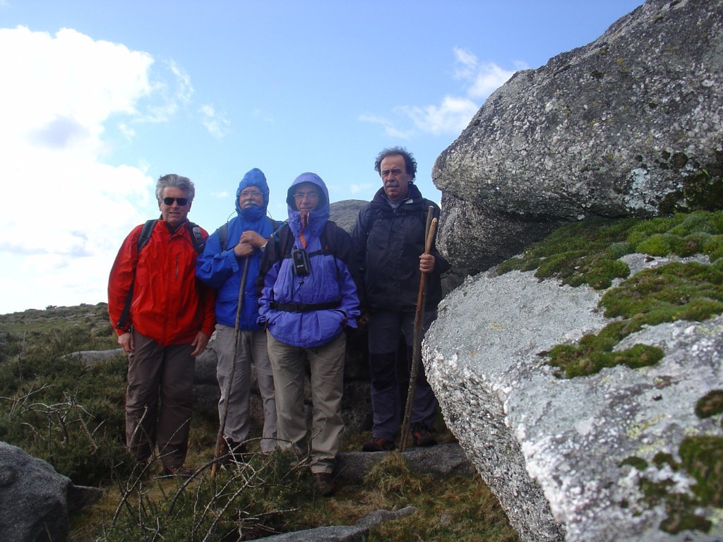 Pelas vertentes de Outeiro de Mós