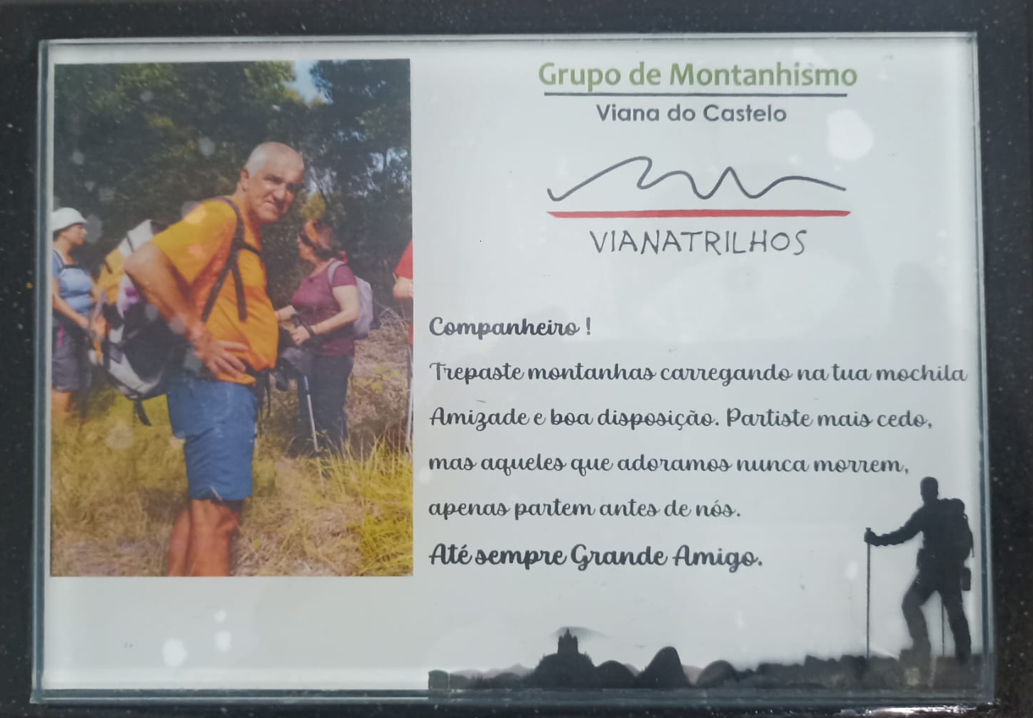 Placa alusiva